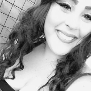 Meet your Posher, Trina